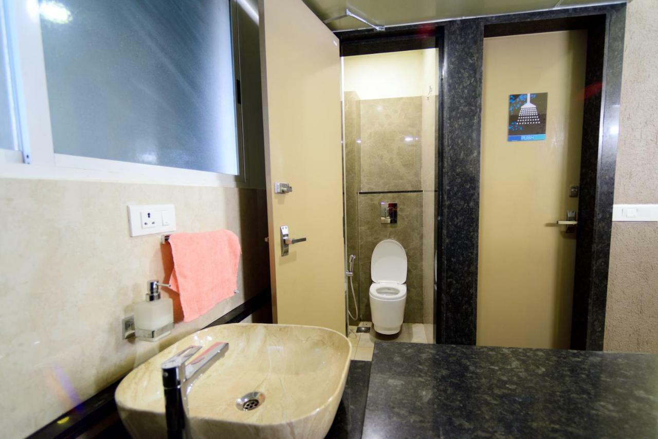 Bedspace- Capsule Ac Hotel Mangalore Exterior foto