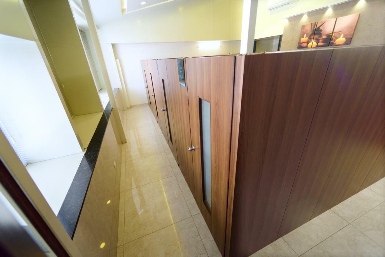 Bedspace- Capsule Ac Hotel Mangalore Exterior foto