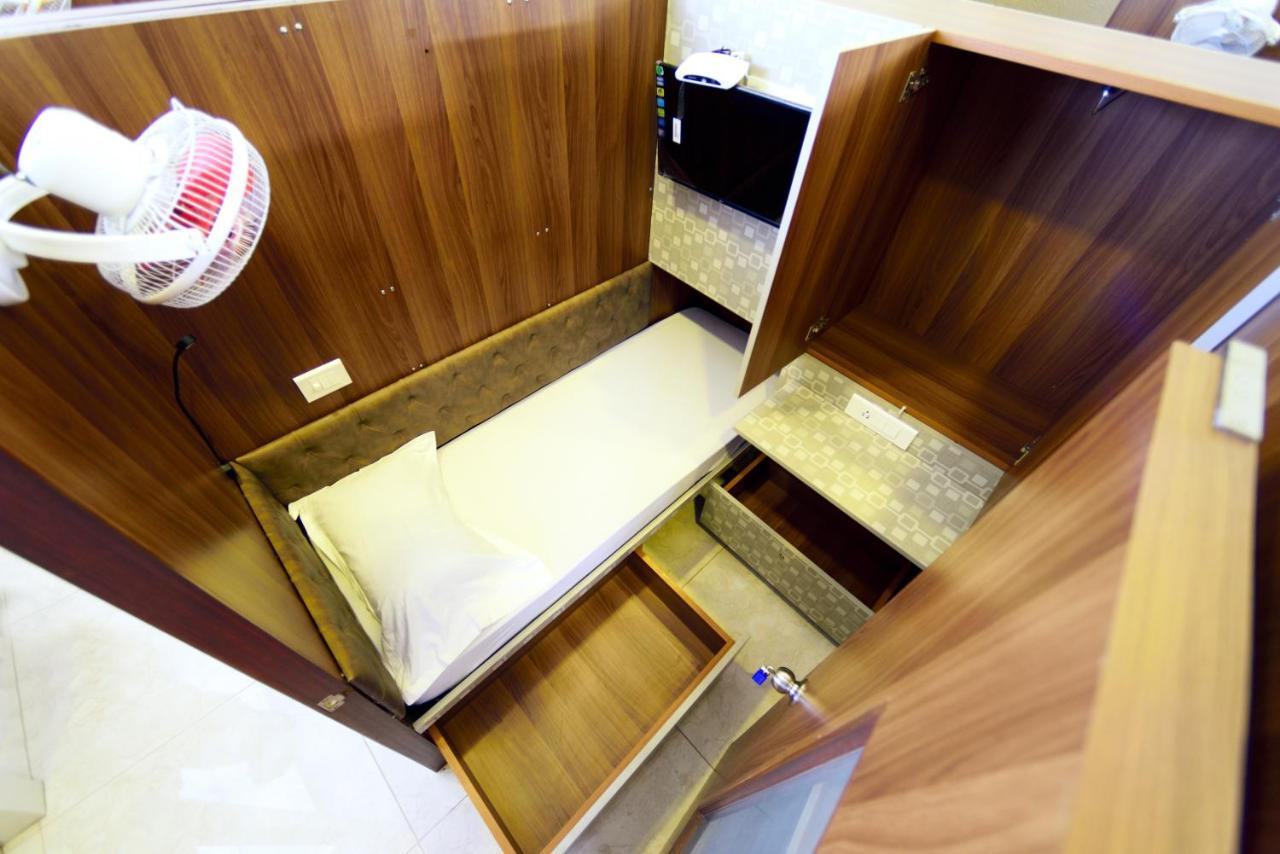 Bedspace- Capsule Ac Hotel Mangalore Exterior foto