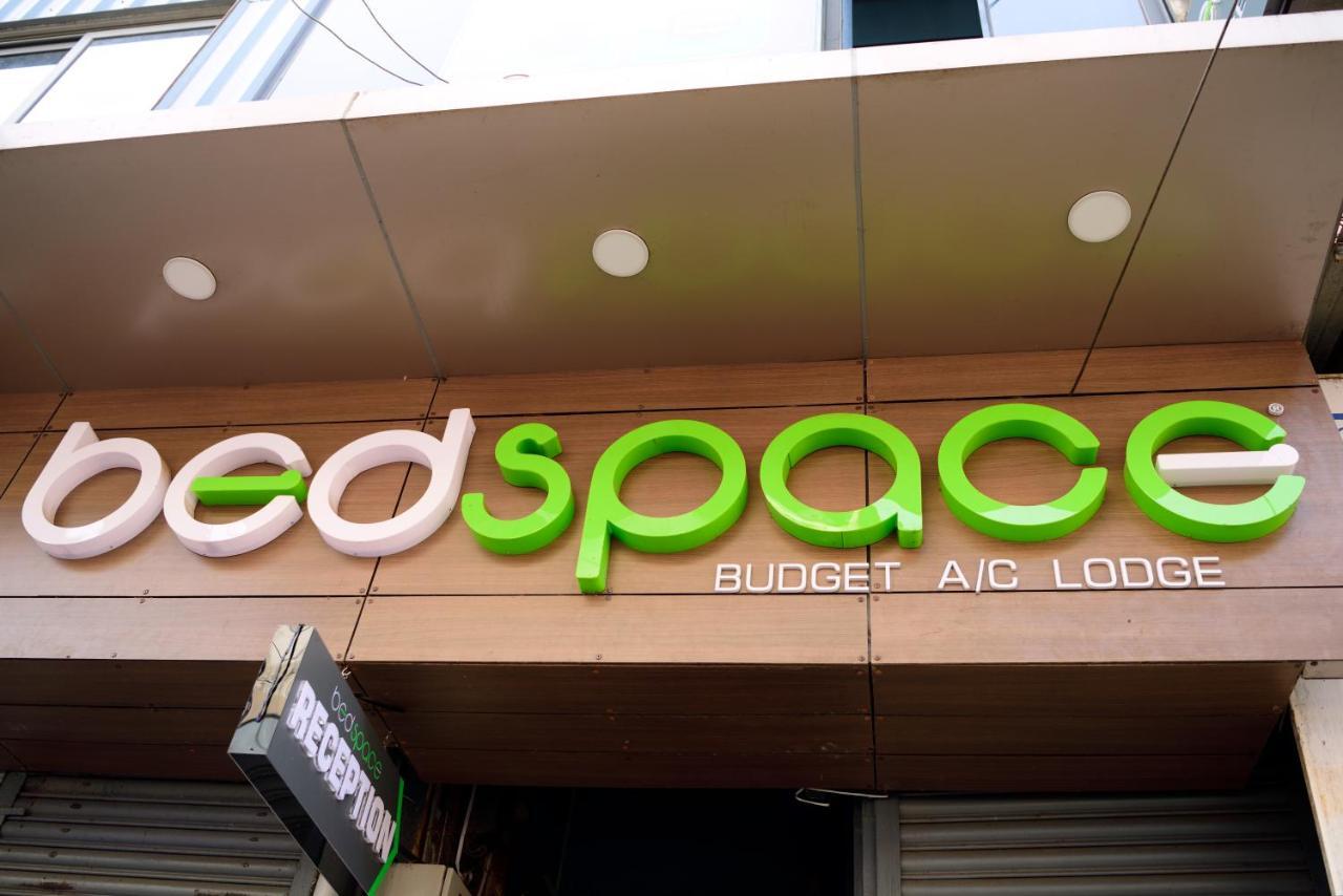 Bedspace- Capsule Ac Hotel Mangalore Exterior foto